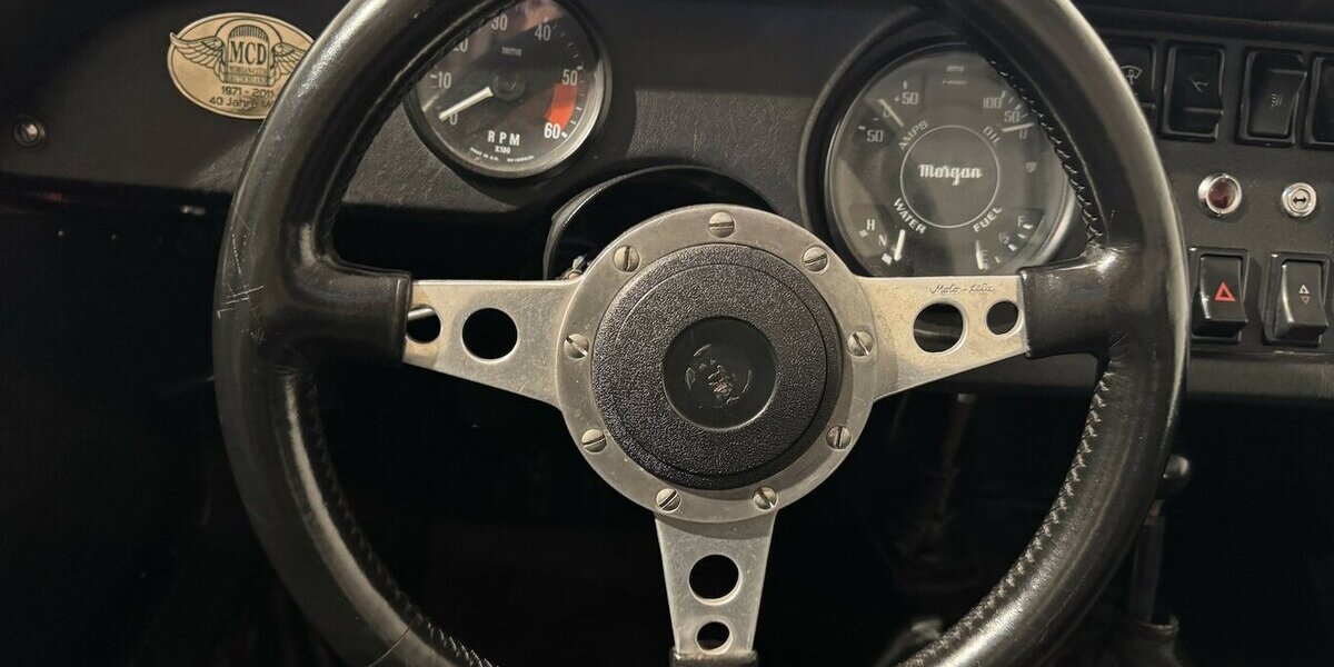 Morgan Plus 8 Früher Achter mit zauberhafter Patina 78.000 km 39.999 &euro; Hamburg 22339