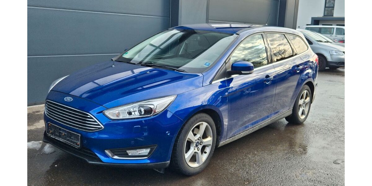 Ford Focus 51.000 km 11.950 &euro; Aldingen 78554