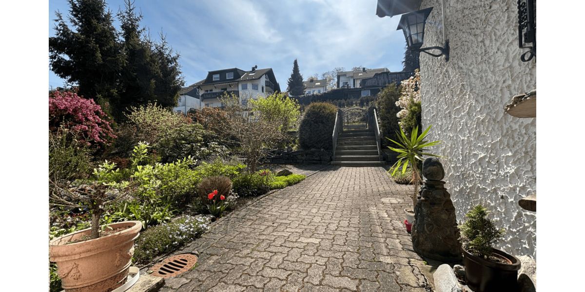 Einfamilienhaus Balve - 8 Zimmer, 160 m&sup2;, 269.000&euro; | Angebot:26759064