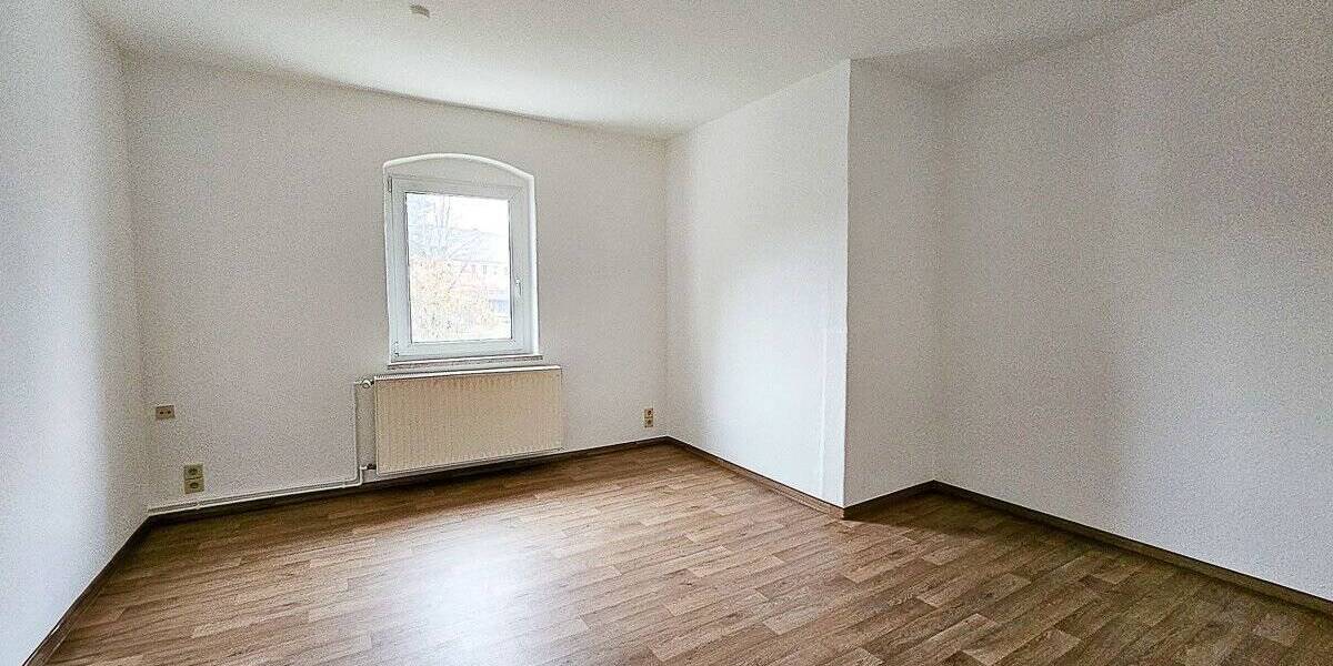 Etagenwohnung Lößnitz - 3 Zimmer, 62 m&sup2;, 375&euro; | Angebot:26852932