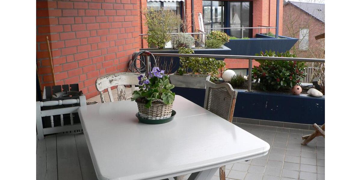 Etagenwohnung Uetze - 3 Zimmer, 102 m&sup2;, 1.070&euro; | Angebot:19138026