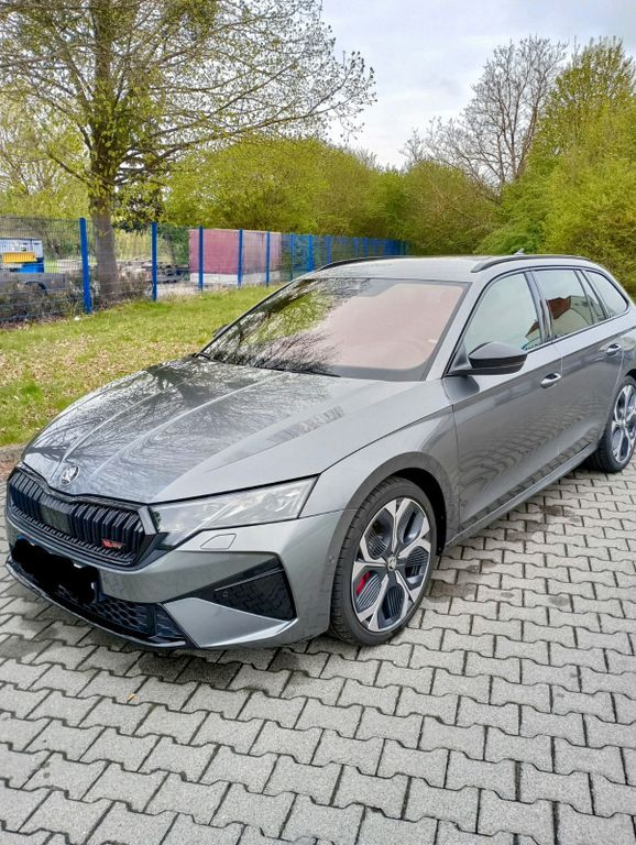 Skoda Octavia 6.500 km 38.900 € Eschwege 37269