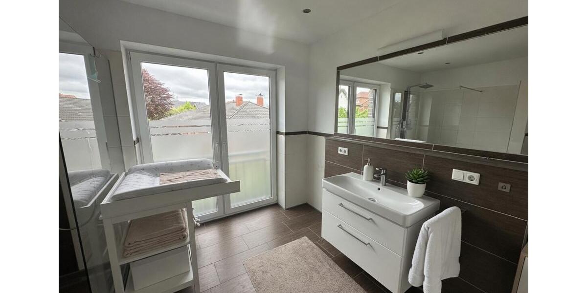 Etagenwohnung Vechta - 3 Zimmer, 90 m&sup2;, 1.100&euro; | Angebot:26658660