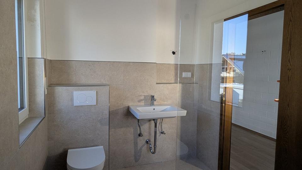 Einfamilienhaus Kelkheim (Taunus) - 8 Zimmer, 211 m&sup2;, 3.000&euro; | Angebot:26136507