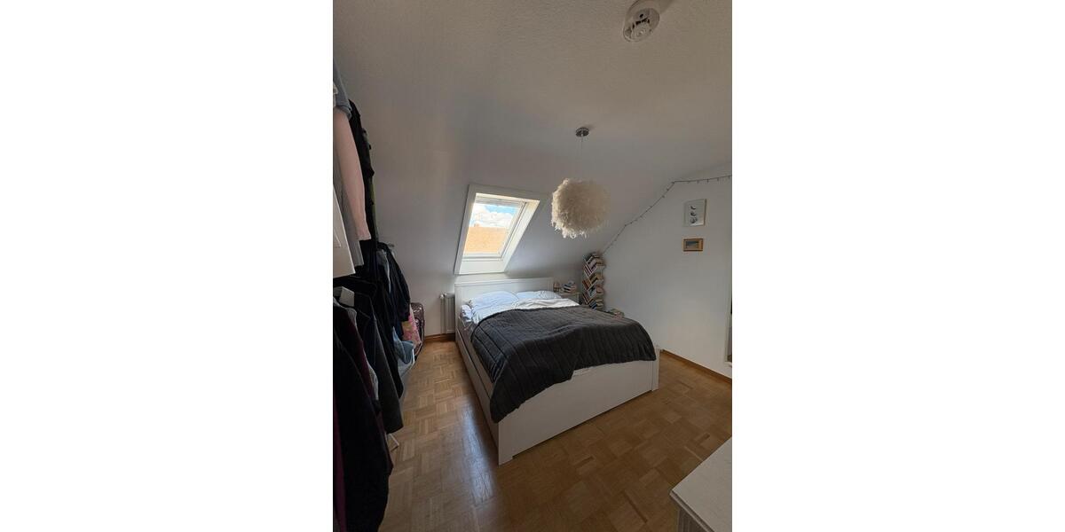 Dachgeschoßwohnung Mainz Gonsenheim - 1.5 Zimmer, 32 m&sup2;, 700&euro; | Angebot:25402357