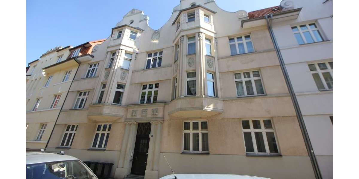 Wohnung zum Mieten in Schwerin 1.100 € 122 m² 4 zimmer