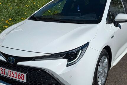 Toyota Corolla 89.500 km 18.900 &euro; Siegen 57074