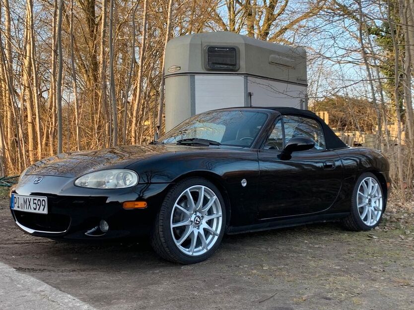 Mazda MX-5 186.000 km 7.200 € Brande-Hörnerkirchen 25364