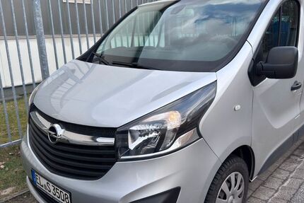 Opel Vivaro 116.000 km 13.850 &euro; Papenburg 26871