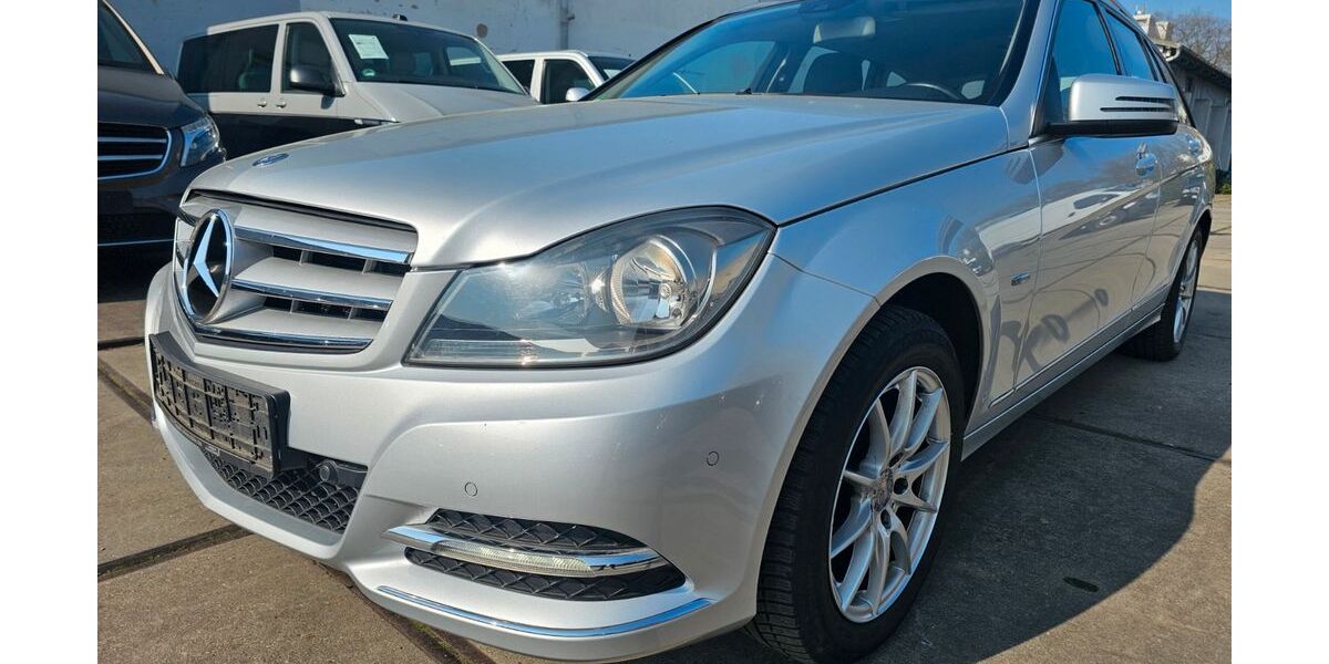 Mercedes-Benz C 180 140.550 km 10.300 &euro; Hattersheim 65795