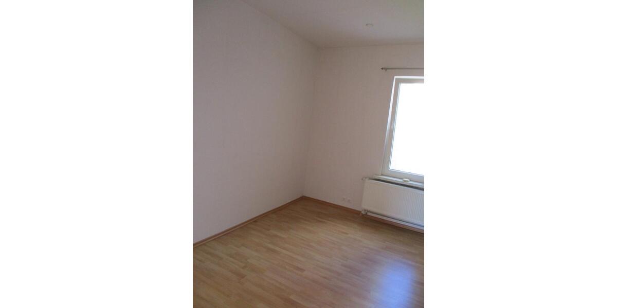Etagenwohnung Greiz - 4 Zimmer, 80 m&sup2;, 429&euro; | Angebot:24803325