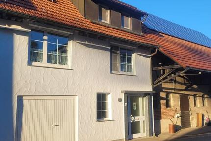Haus mit ELW, Stall für Pferde-Tierhaltung, Weide, Garten zimmer
