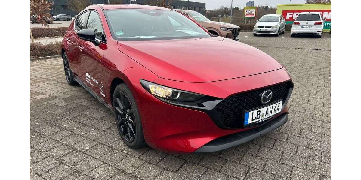 Mazda 3 2.700 km 26.850 &euro; Kornwestheim 70806