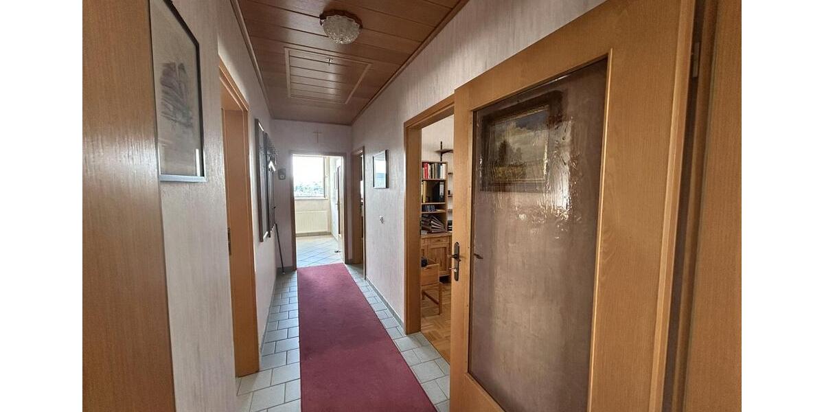 Einfamilienhaus Arnsberg - 7 Zimmer, 200 m&sup2;, 1.500&euro; | Angebot:22943238