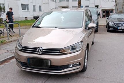 VW Touran 152.000 km 15.690 &euro; Ottobrunn 85521