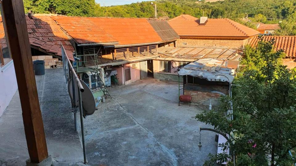 Mehrfamilienhaus, Wohnhaus Volkmarsen - 6 Zimmer, 120 m&sup2;, 90.000&euro; | Angebot:26163720