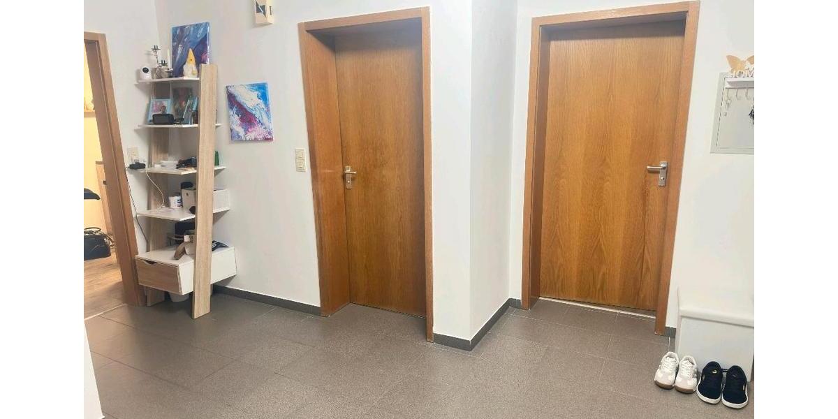 Erdgeschoßwohnung Marktredwitz - 5 Zimmer, 123 m&sup2;, 1.000&euro; | Angebot:25566441