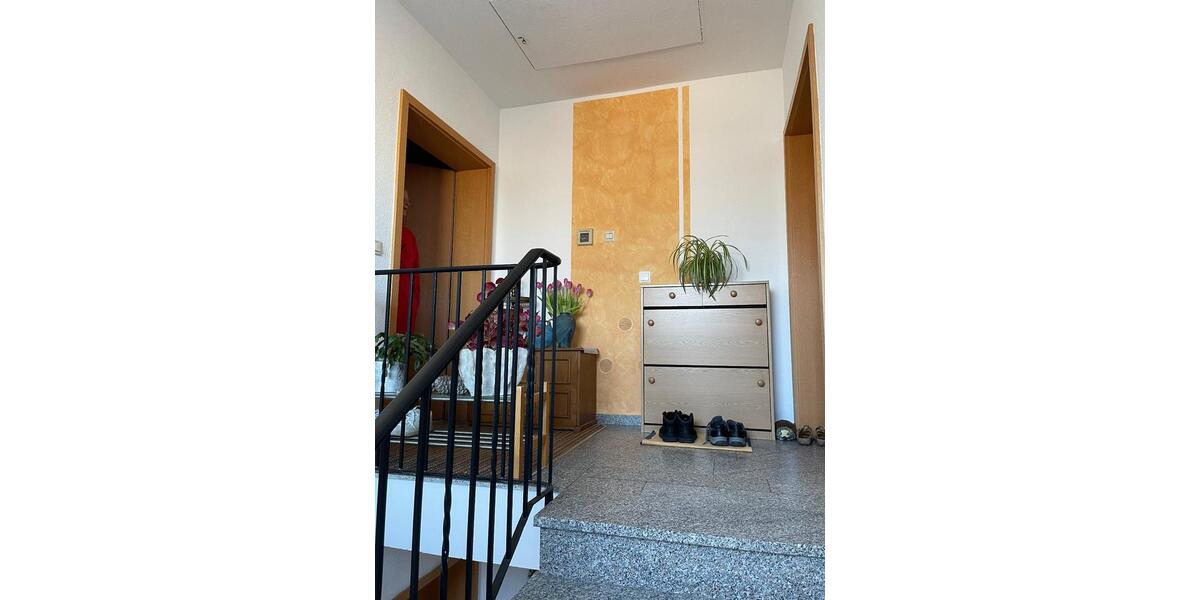 Dachgeschoßwohnung Bad Langensalza - 4 Zimmer, 92 m&sup2;, 819&euro; | Angebot:25333292