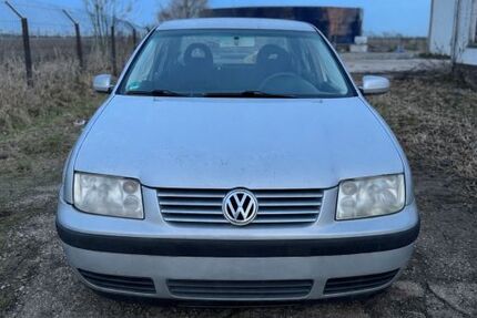 VW Bora 250.000 km 1.000 &euro; Delitzsch 04509