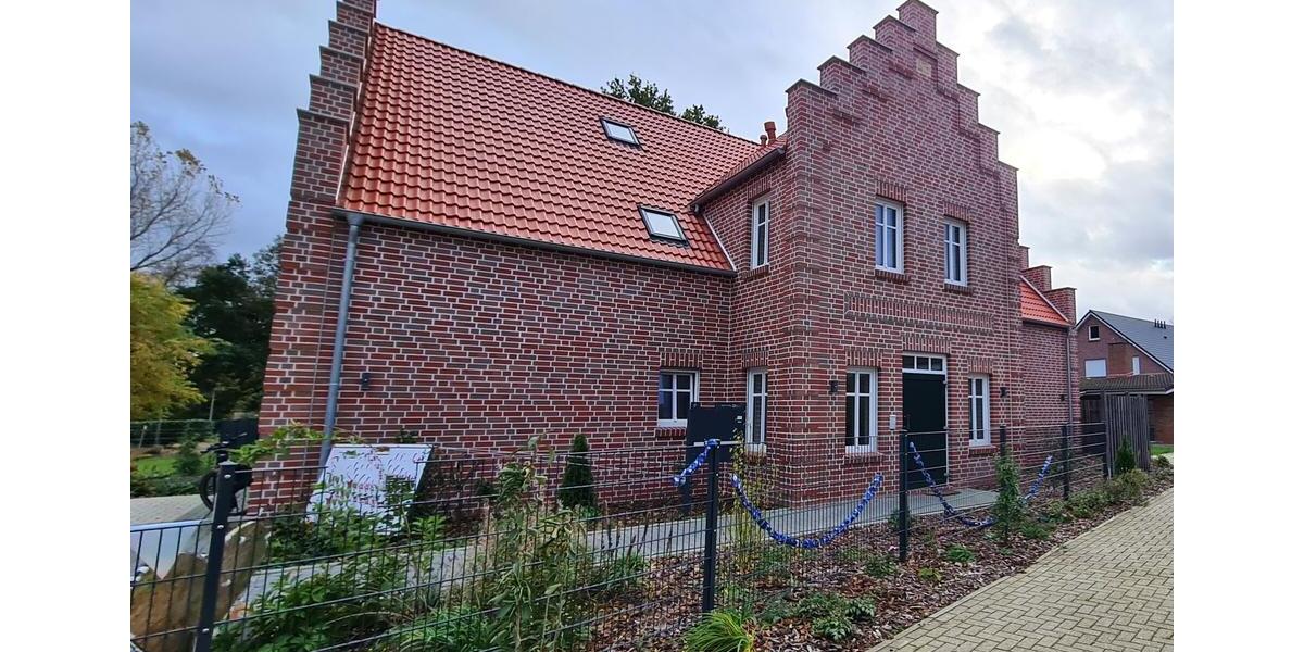 Neuwertige Obergeschosswohnung im Zentrum mit Fahrstuhl 3 zimmer