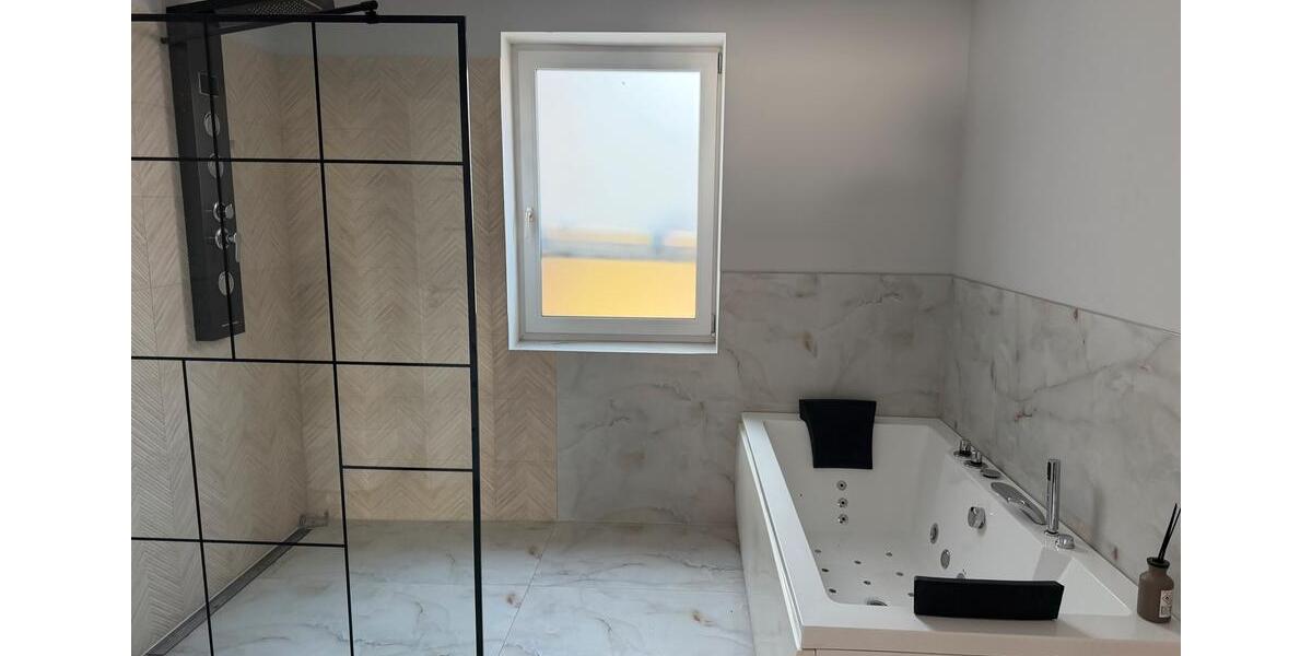 Einfamilienhaus Eiterfeld - 5 Zimmer, 177 m&sup2;, 250.000&euro; | Angebot:26942148