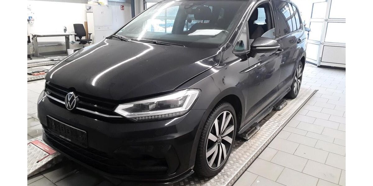 VW Touran 141.127 km 27.970 &euro; Waiblingen 71332
