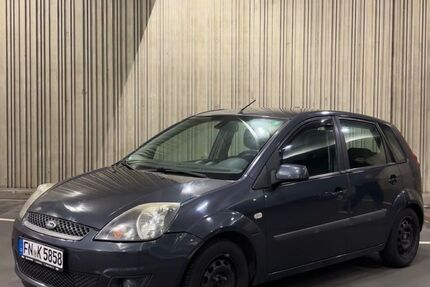 Ford Fiesta 235.000 km 2.300 &euro; Friedrichshafen 88046