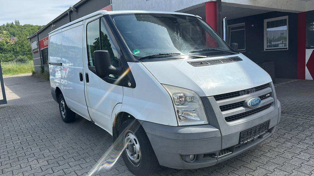 Ford Transit 146.899 km 2.900 &euro; Remshalden 73630