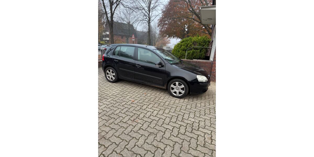 VW Golf 112.706 km 2.550 &euro; Hamburg 22459