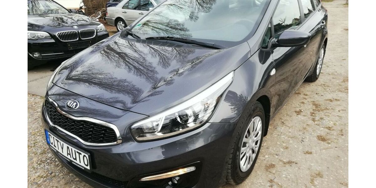 Kia ceed / Ceed 22.450 km 13.190 &euro; Berlin - Französische Buchholz 13127