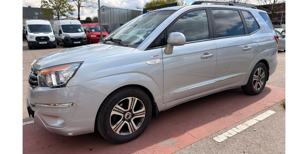 SsangYong Rodius 119.000 km 11.900 &euro; München 81243