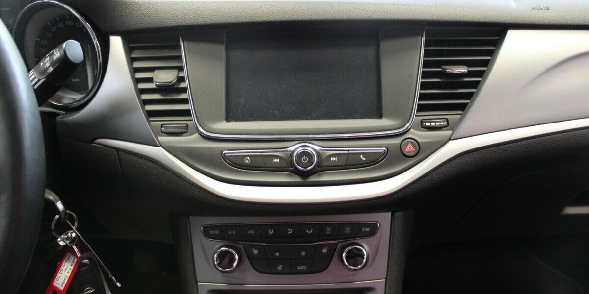 Opel Astra 1.4 Turbo 120 Jahre 72.750 km 12.980 &euro; Euskirchen 53881