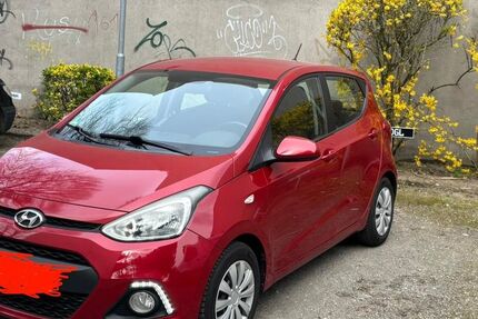 Hyundai i10 124.000 km 4.800 &euro; Hamburg 22041