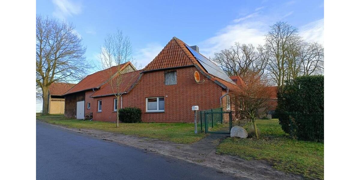 Einfamilienhaus Borstel - 5 Zimmer, 120 m&sup2;, 850&euro; | Angebot:25367604