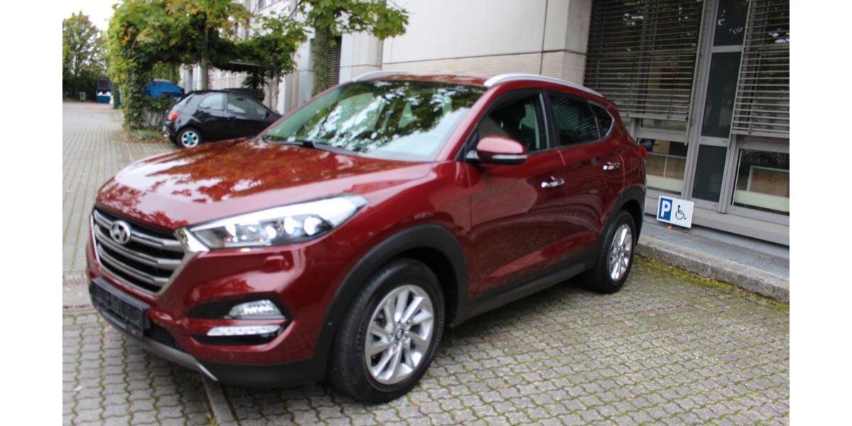 Hyundai TUCSON 138.000 km 16.600 € Rüsselsheim 65428