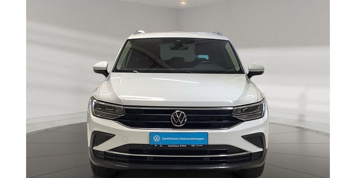 VW Tiguan 53.090 km 23.900 &euro; Weißenfels 06667