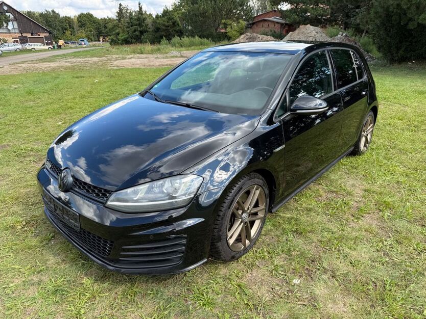 VW Golf 229.500 km 9.800 € Schönefeld 12529