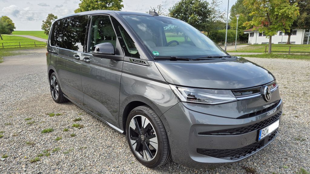 VW T7 Multivan 5.802 km 65.900 € Biberach 88400