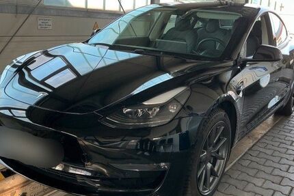 Tesla Model 3 65.000 km 31.790 &euro; Grabow 19300