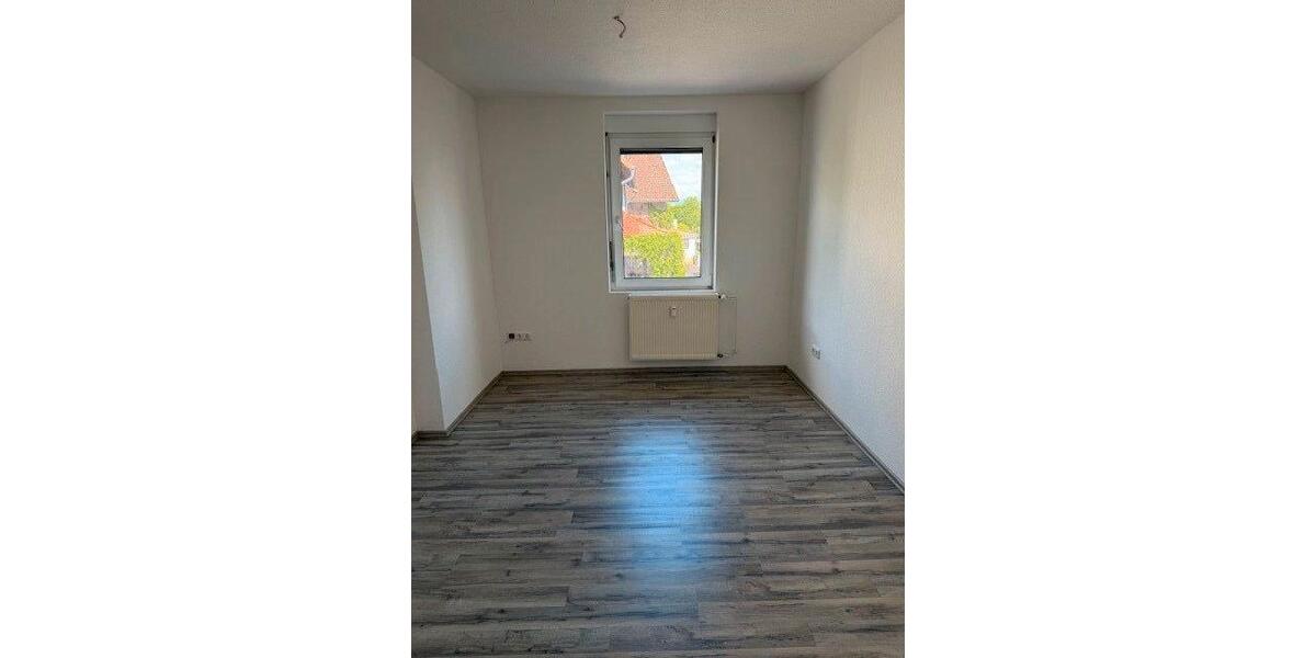 Mehrfamilienhaus, Wohnhaus Bad Wildungen - 6 Zimmer, 150 m&sup2;, 175.000&euro; | Angebot:26612296