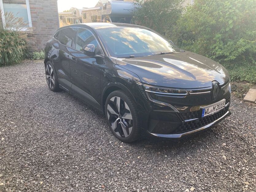 Renault Megane E-TECH 39.000 km 24.900 € Hamburg 21037