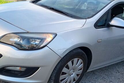 Opel Astra 262.000 km 2.250 &euro; Alsdorf 52477