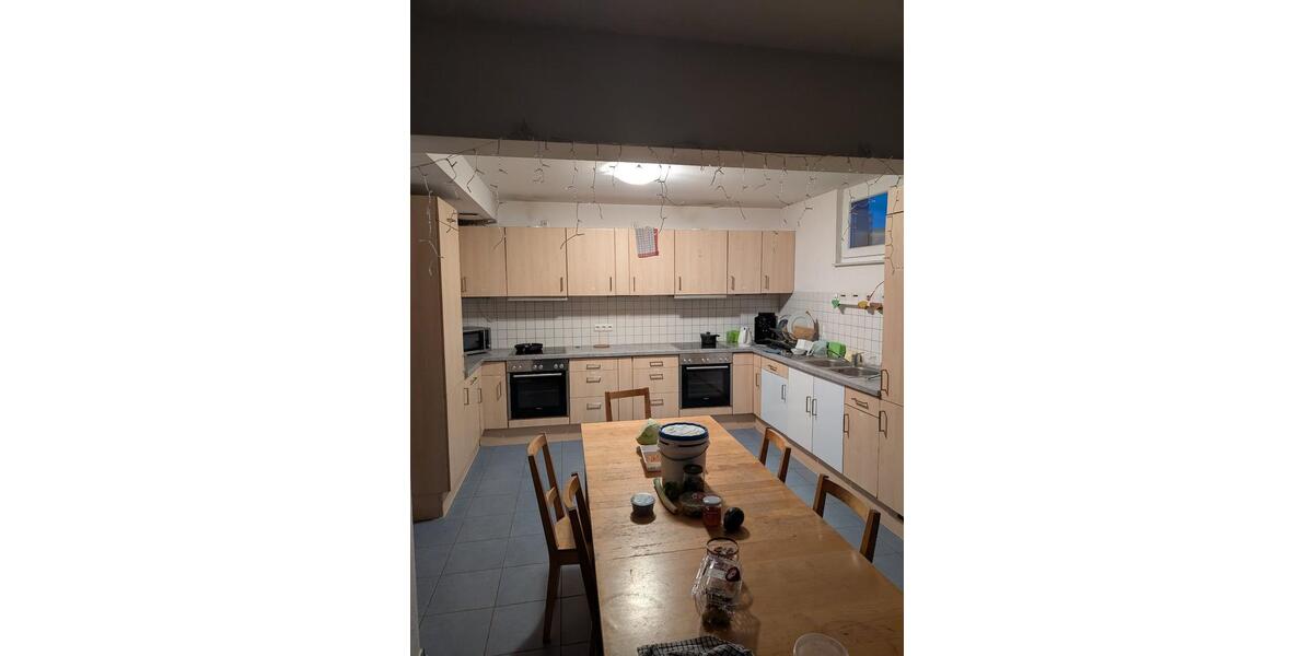 Dachgeschoßwohnung Gießen Allendorf - 1 Zimmer, 23 m&sup2;, 385&euro; | Angebot:26278188