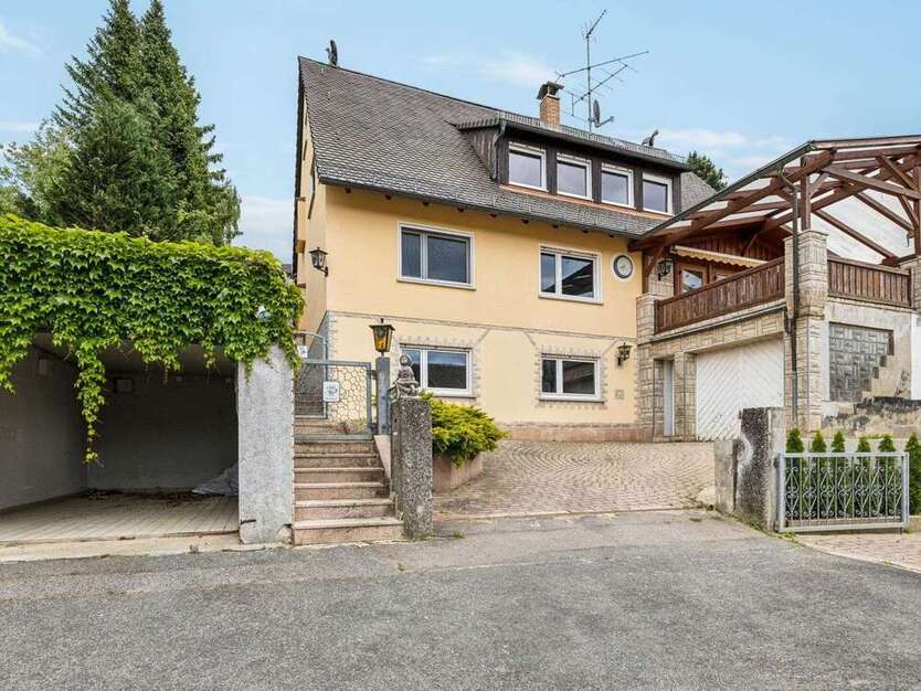 Haus zum Kaufen in Reichenschwand 495.000 € 240 m²