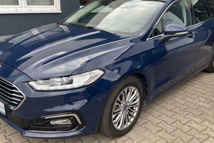 Ford Mondeo 48.998 km 23.499 &euro; Leuna 06237
