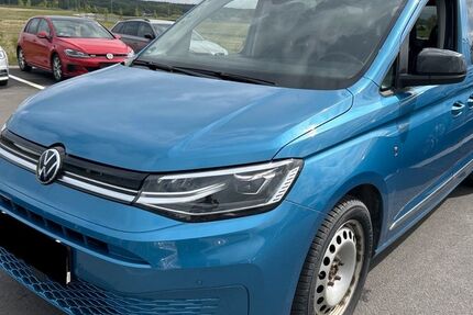 VW Caddy 73.800 km 28.490 &euro; Willmering 93497