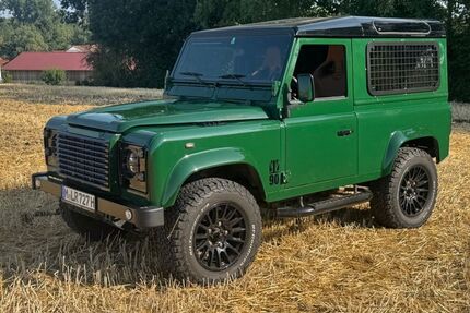 Land Rover Defender 79.550 km 79.000 &euro; München 81247