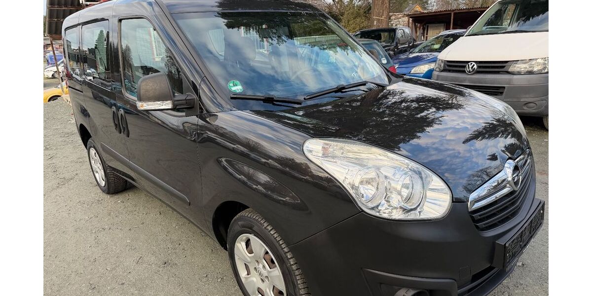 Opel Combo 158.441 km 5.499 € Chemnitz 09125