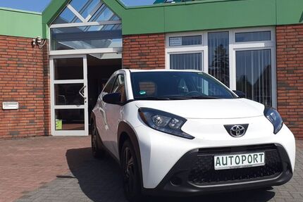 Toyota Aygo (X) 3.998 km 15.999 &euro; Cuxhaven 27472