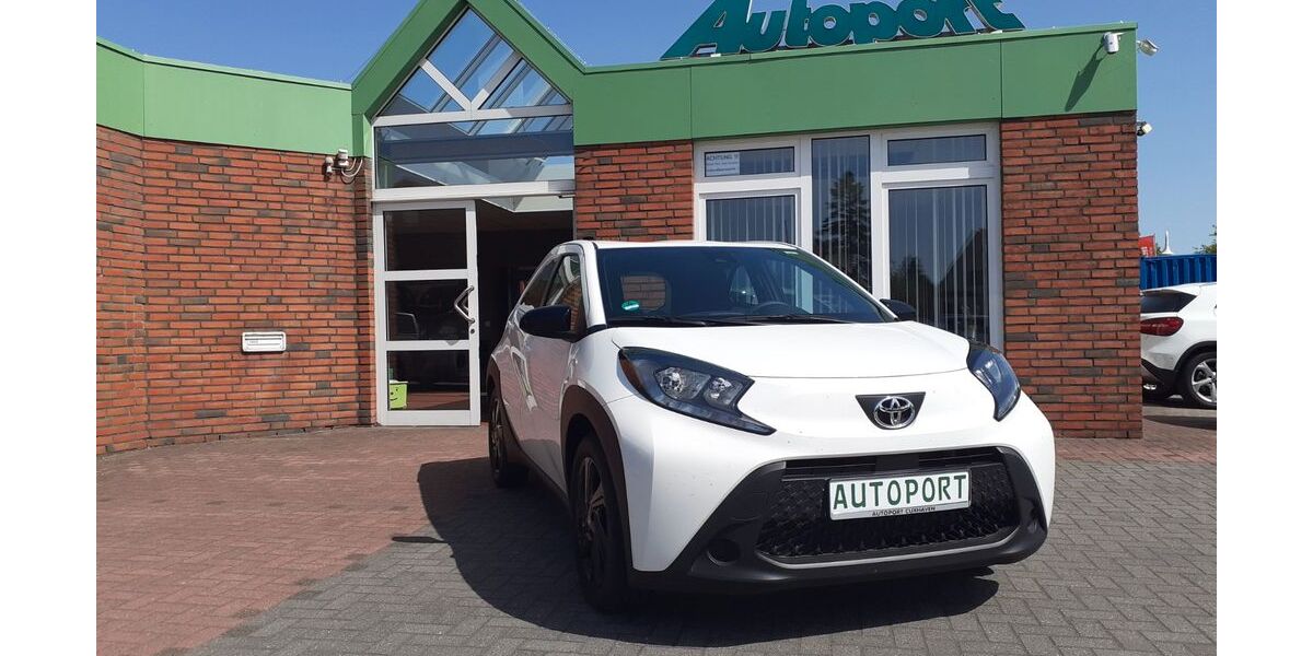 Toyota Aygo (X) 3.998 km 15.999 &euro; Cuxhaven 27472